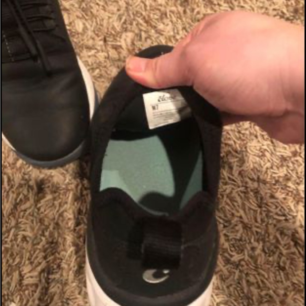 Clove healthcare shoes (Womens 7)